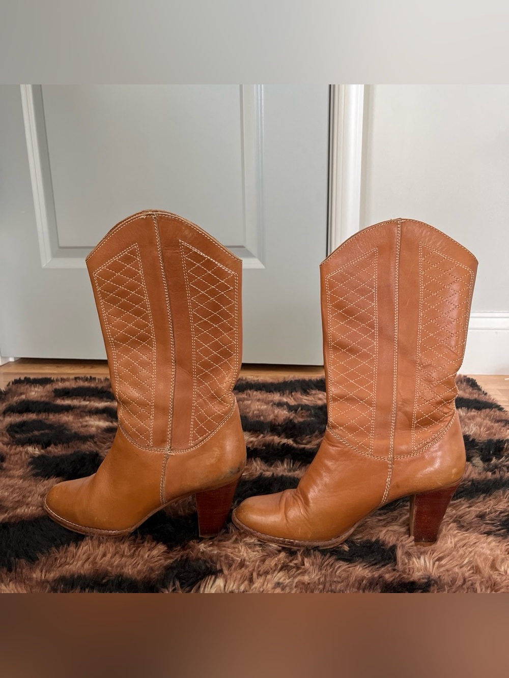 Vintage Nine West Tan Quilted Leather Western Boots - 8B